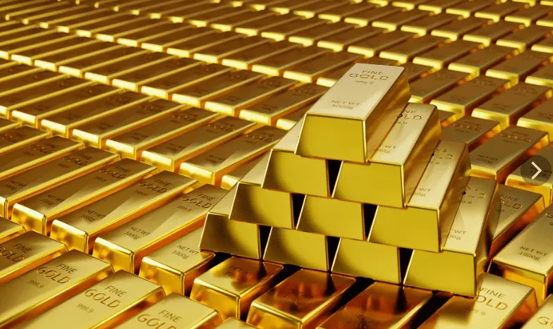 تراجع الذهب من ذروته التاريخية