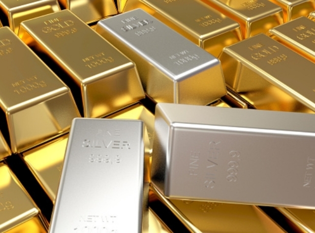 الذهب يقترب من مستوى قياسي والفضة تتجاوز 90 دولاراً لأول مرة