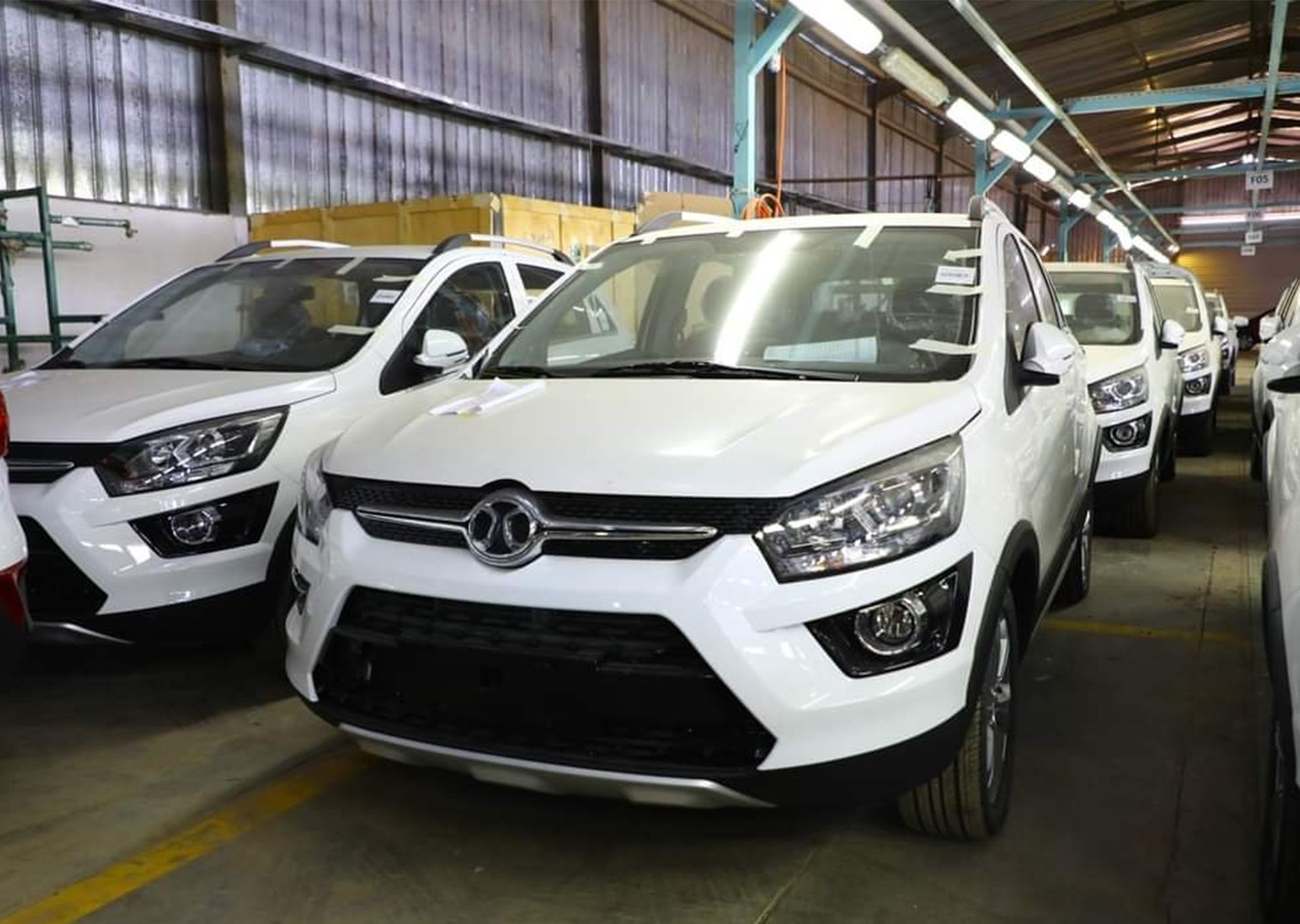 العراق يوقع شراكة صناعية مع شركات إماراتية لتوطين صناعة السيارات