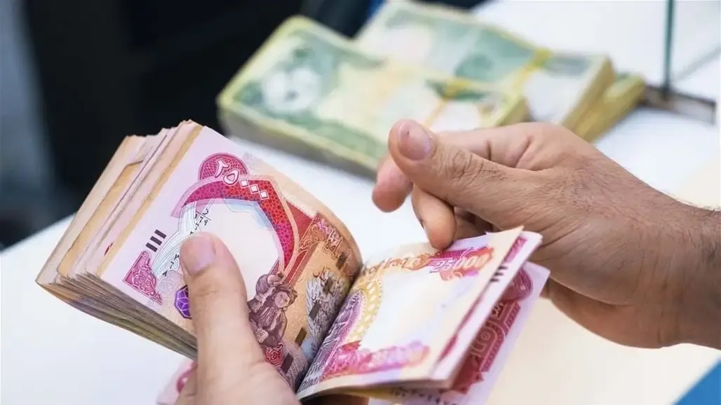 المالية النيابية تدعو إلى صرف رواتب الموظفين لشهر أيار قبل حلول عيد الأضحى