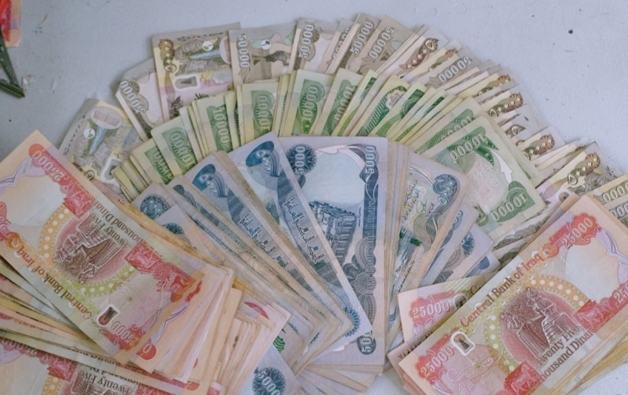 إيرادات النفط تتراجع إلى 4 تريليونات دينار شهرياً