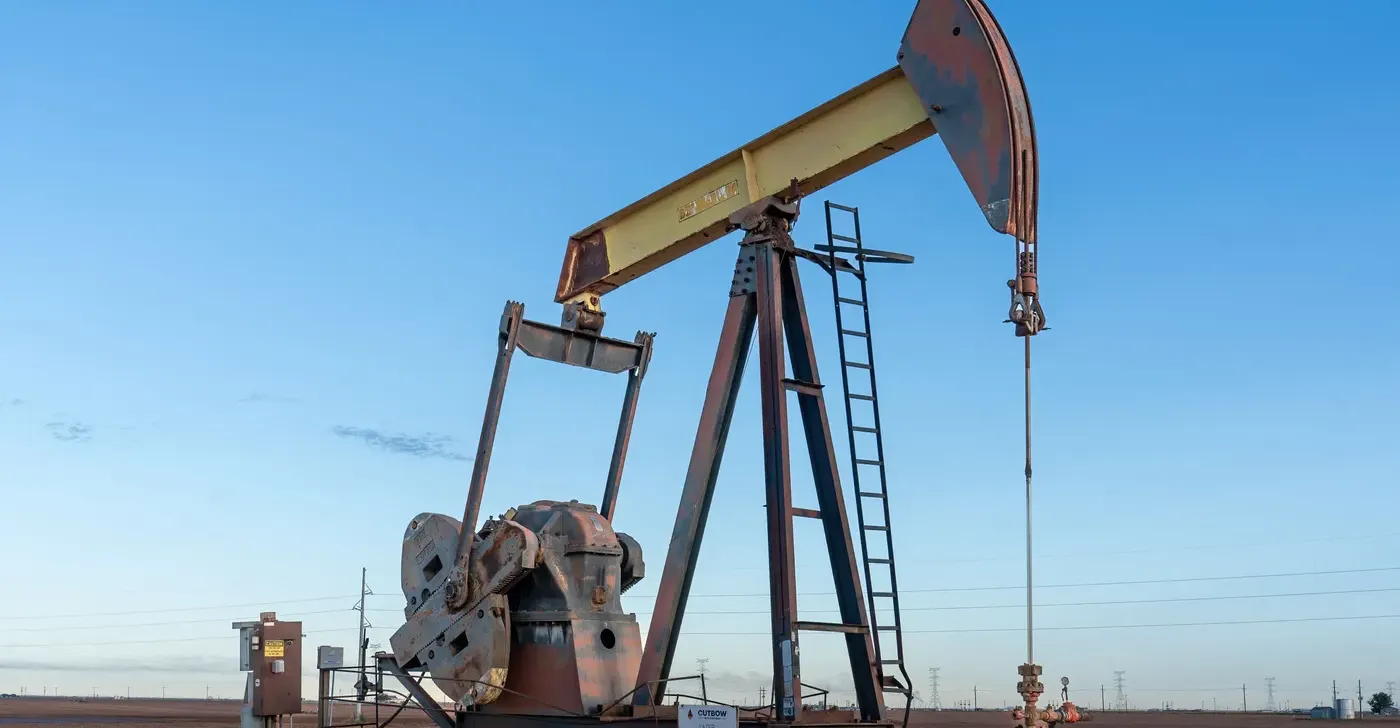 ارتفاع أسعار النفط مع استمرار مخاوف الإمدادات الأميركية