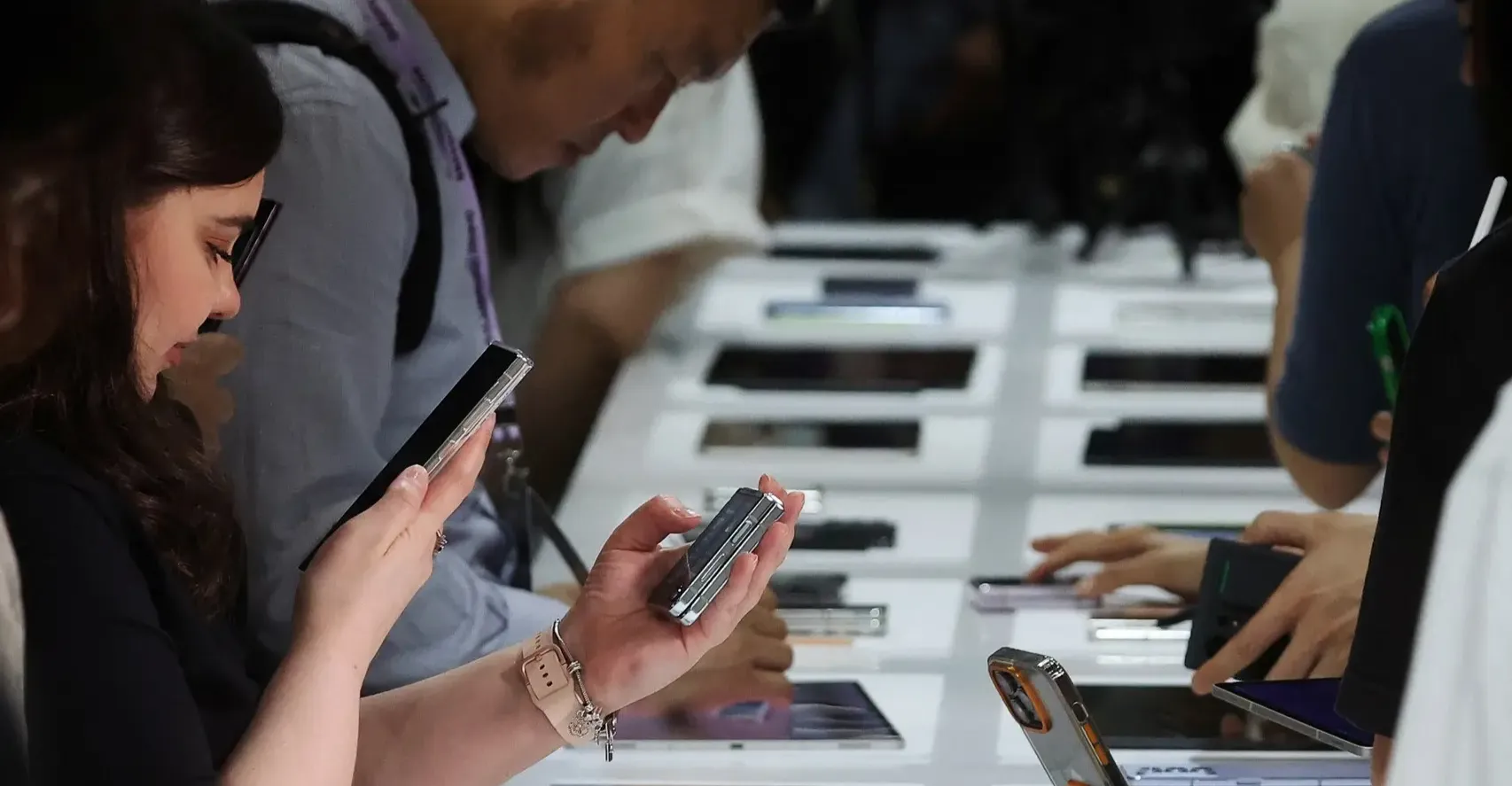 سامسونغ: الحرب قد ترفع تكاليف صناعة التكنولوجيا عالمياً