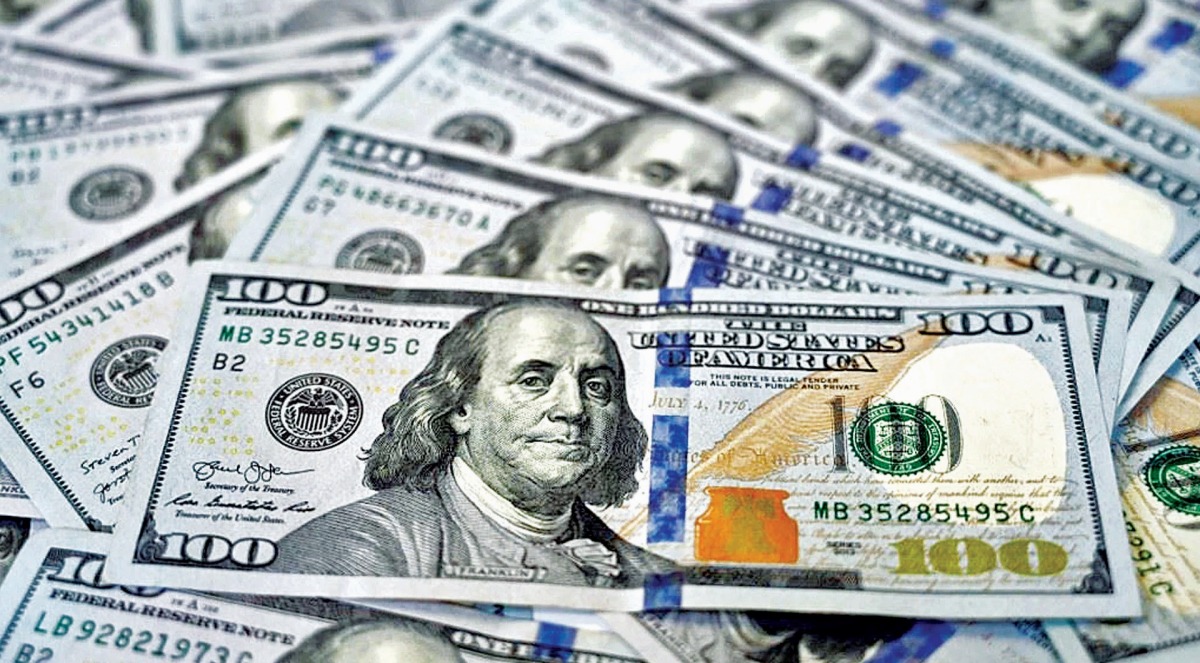 ارتفاع سعر الصرف إلى 155 ألف لكل 100 دولار