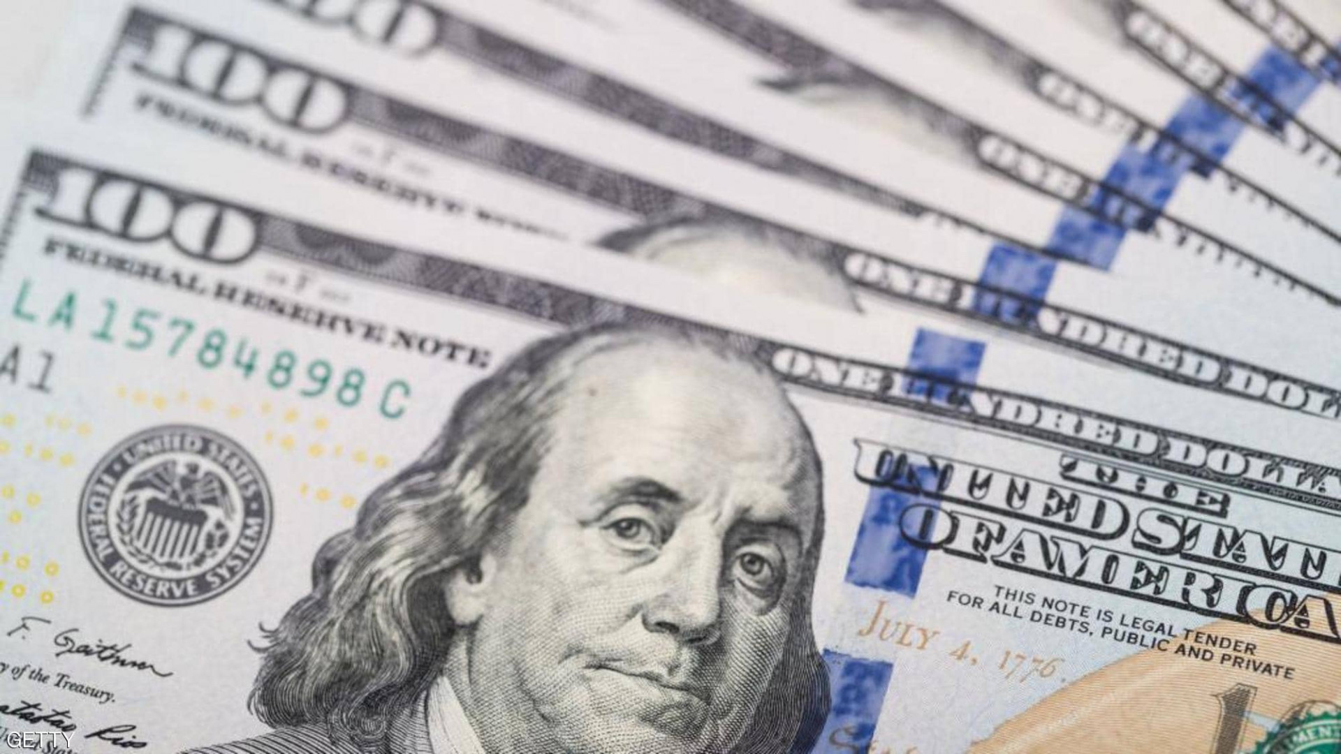 ارتفاع سعر الصرف إلى 166 ألف لكل 100 دولار