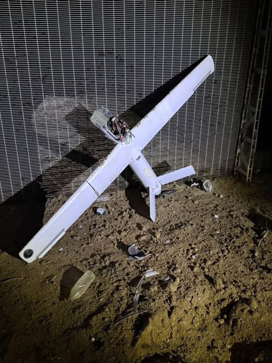 مسيرتان تستهدفان راداراً في حقل مجنون النفطي بالبصرة