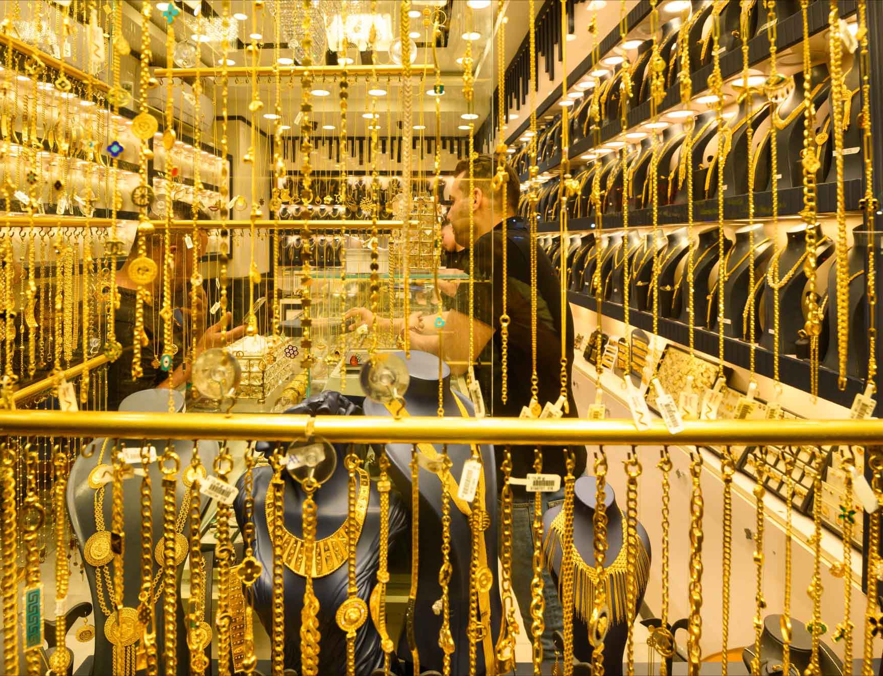 انخفاض الذهب في بغداد والمثقال العراقي دون المليون